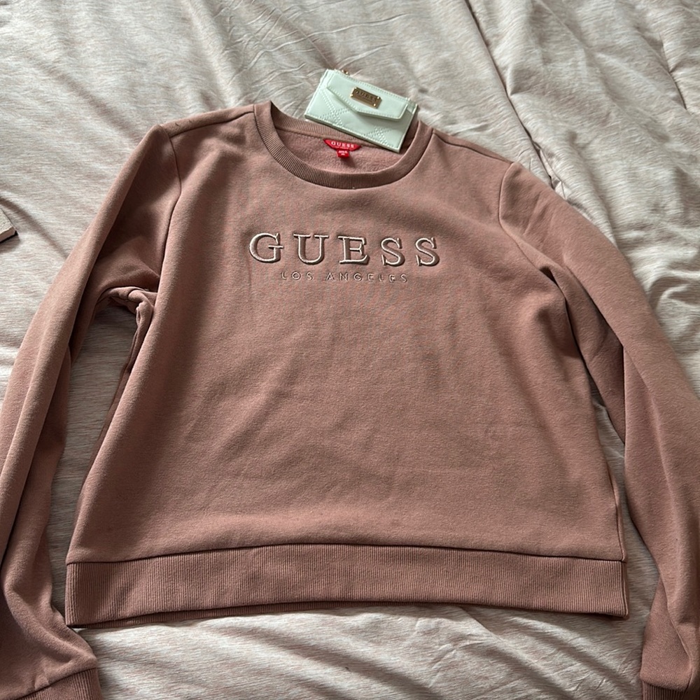 Guess Sweater + bonus wallet!